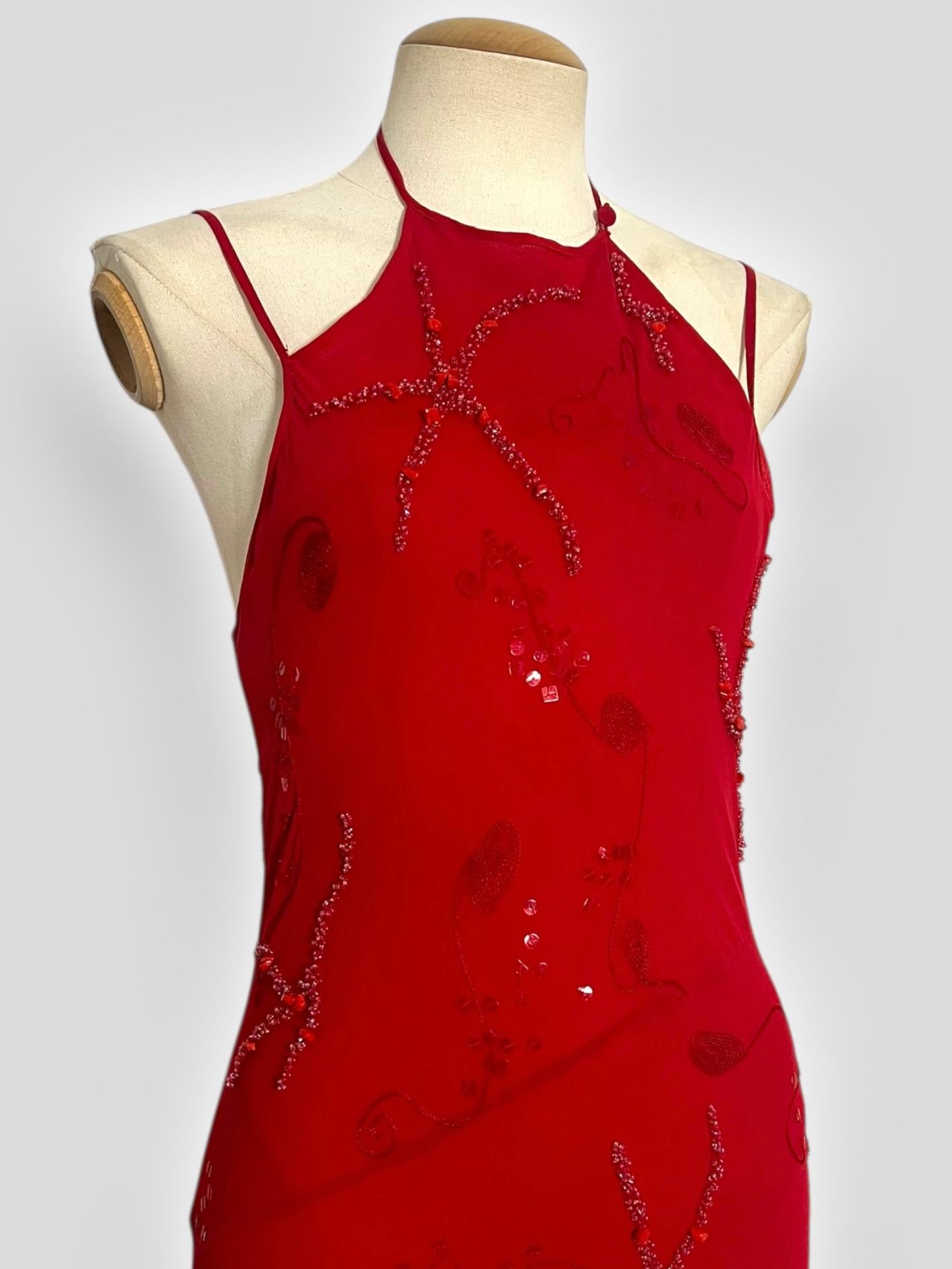 Lolita Lempicka - Robe dos nu en soie rouge perlée, printemps/été 2001 en vente 2