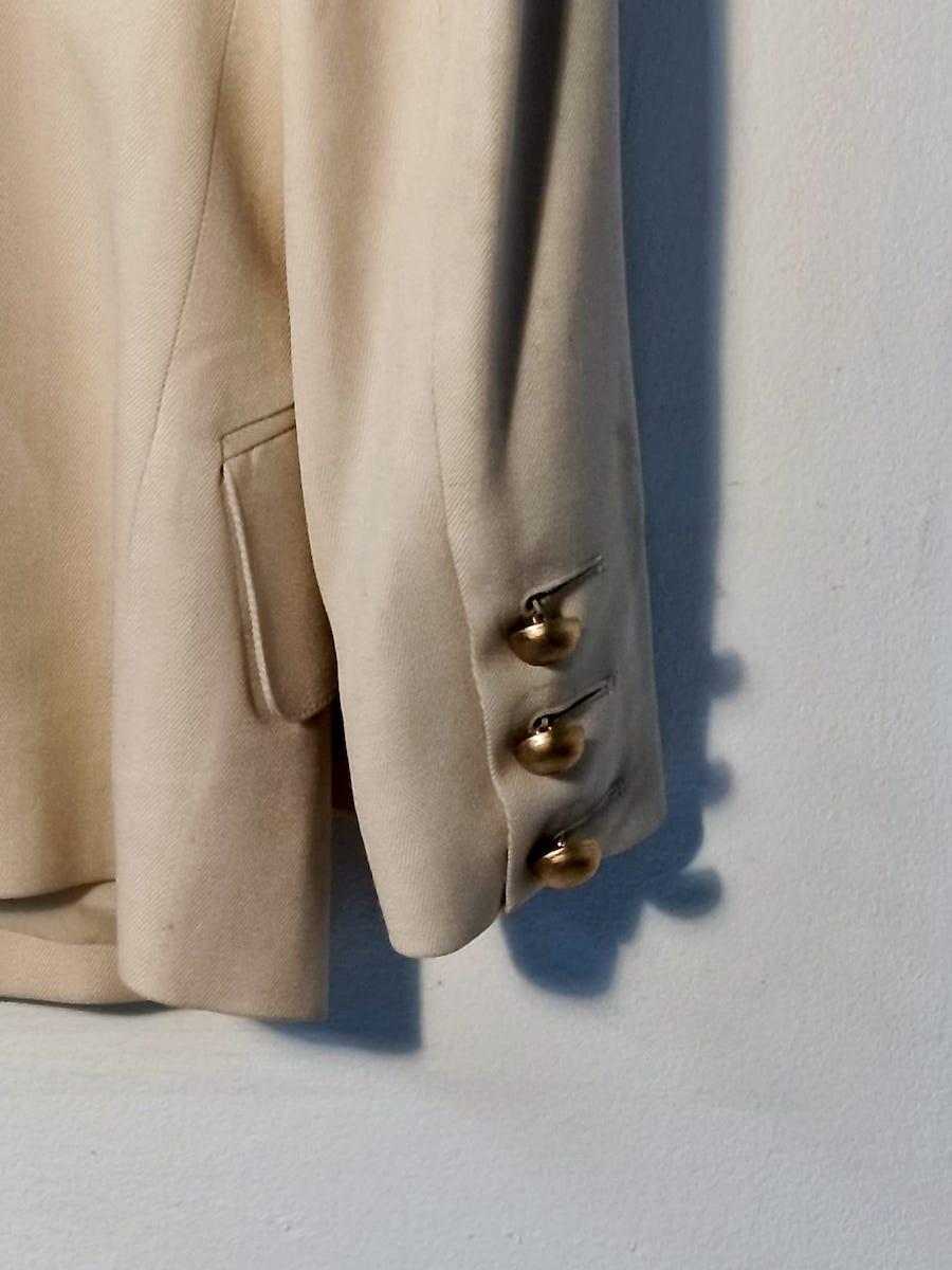 Lolita Lempicka Vintage-Blazer in Creme mit Goldknöpfen, Frankreich, 1990er Jahre im Angebot 3