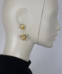 LOLITA LEMPICKA Pendientes colgantes vintage con corazón perforado en tono dorado