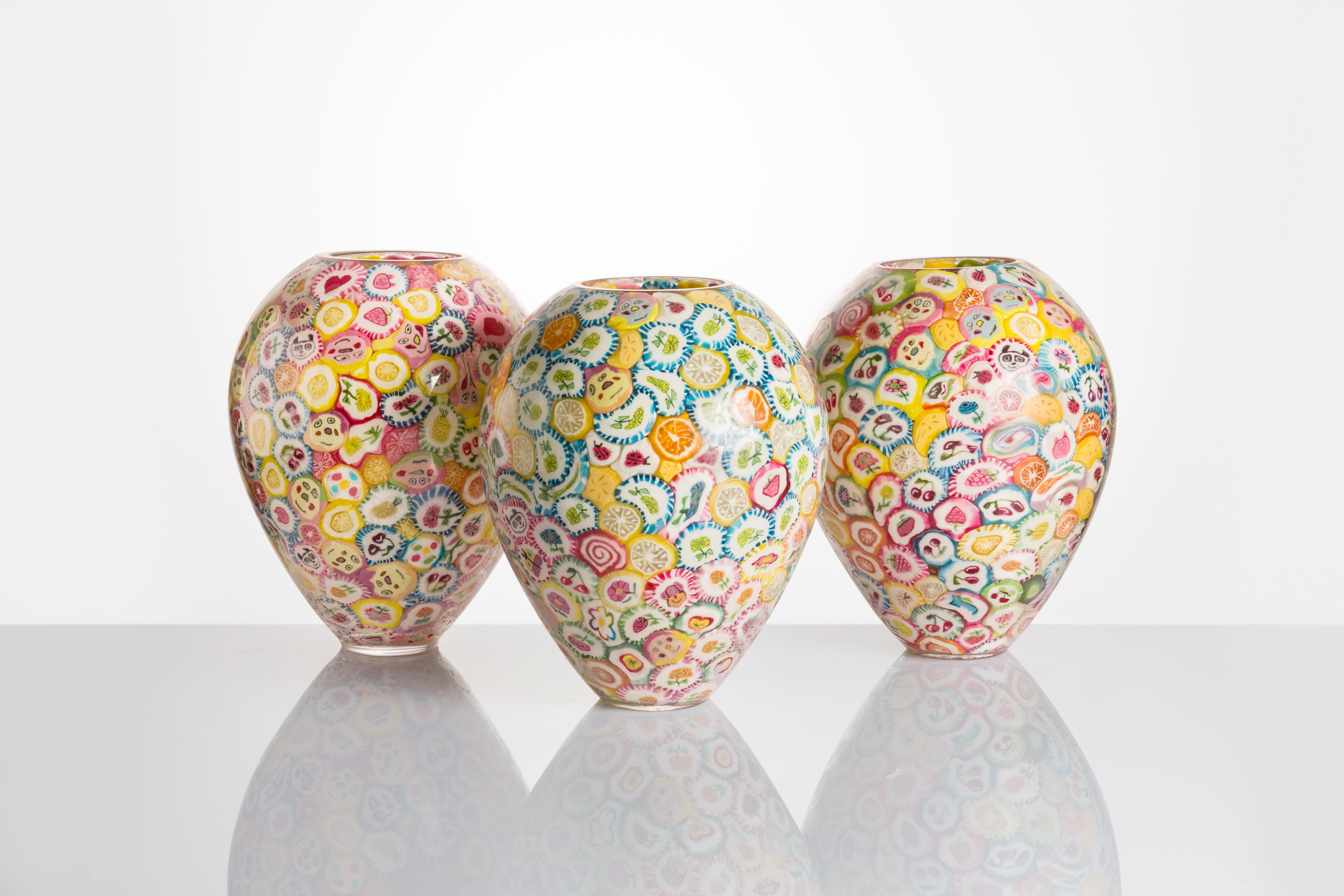 Postmoderne Vase à sucettes, verre expérimental soufflé à la bouche, sucettes, jaune sauvage en vente