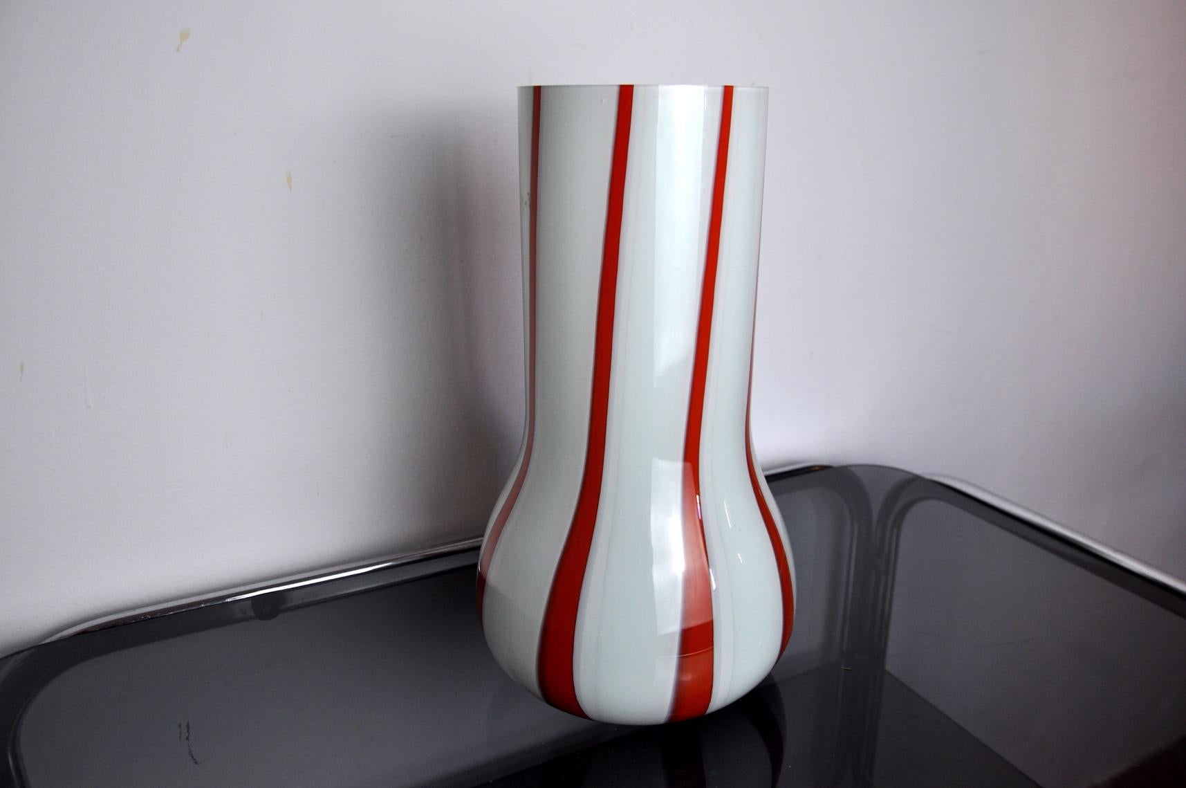 Hollywood Regency Lollipop Vase, Red and White, Murano Glass, Italy, 1960 For Sale