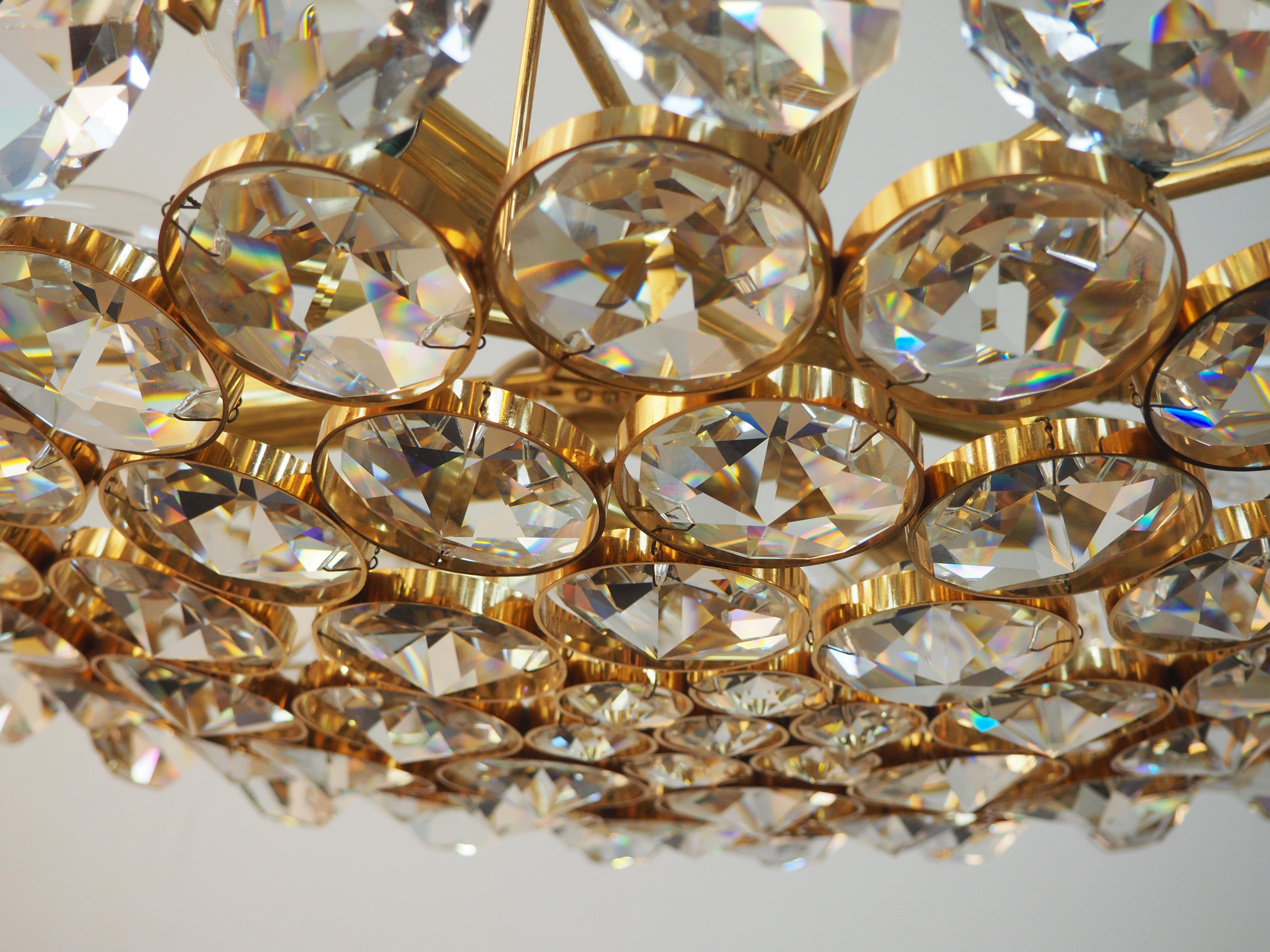 German Lovely Large Gilt Brass and Crystal Chandelier by Palwa, circa 1970s For Sale