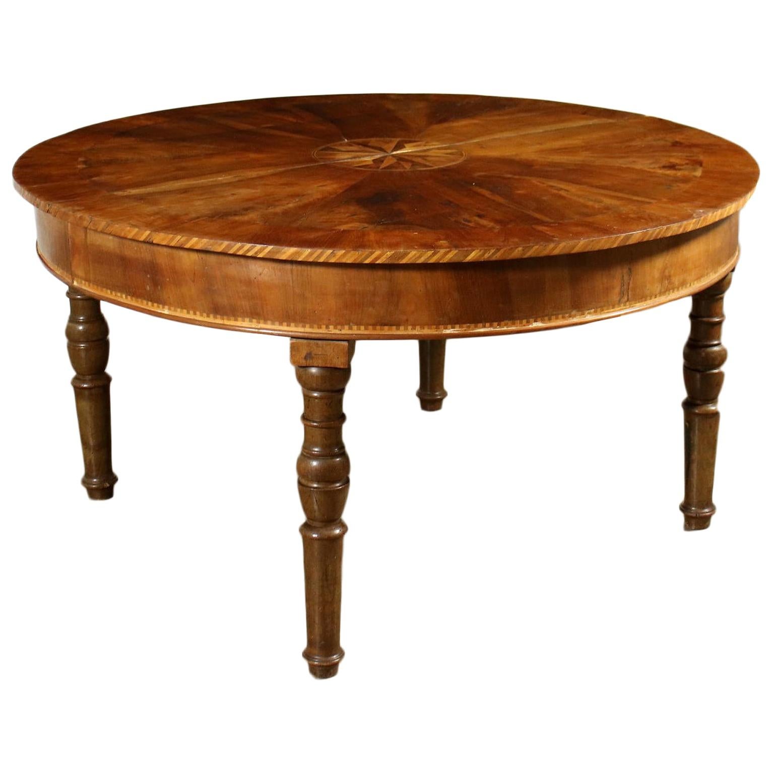 Table à rallonge lombard-vienne extensible en noyer, Italie, 19ème siècle en vente