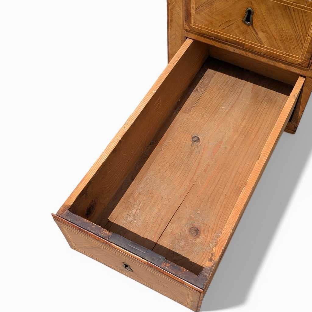 Bureau lombard Louis XVI, bois ancien, Italie, vers 1800 en vente 5