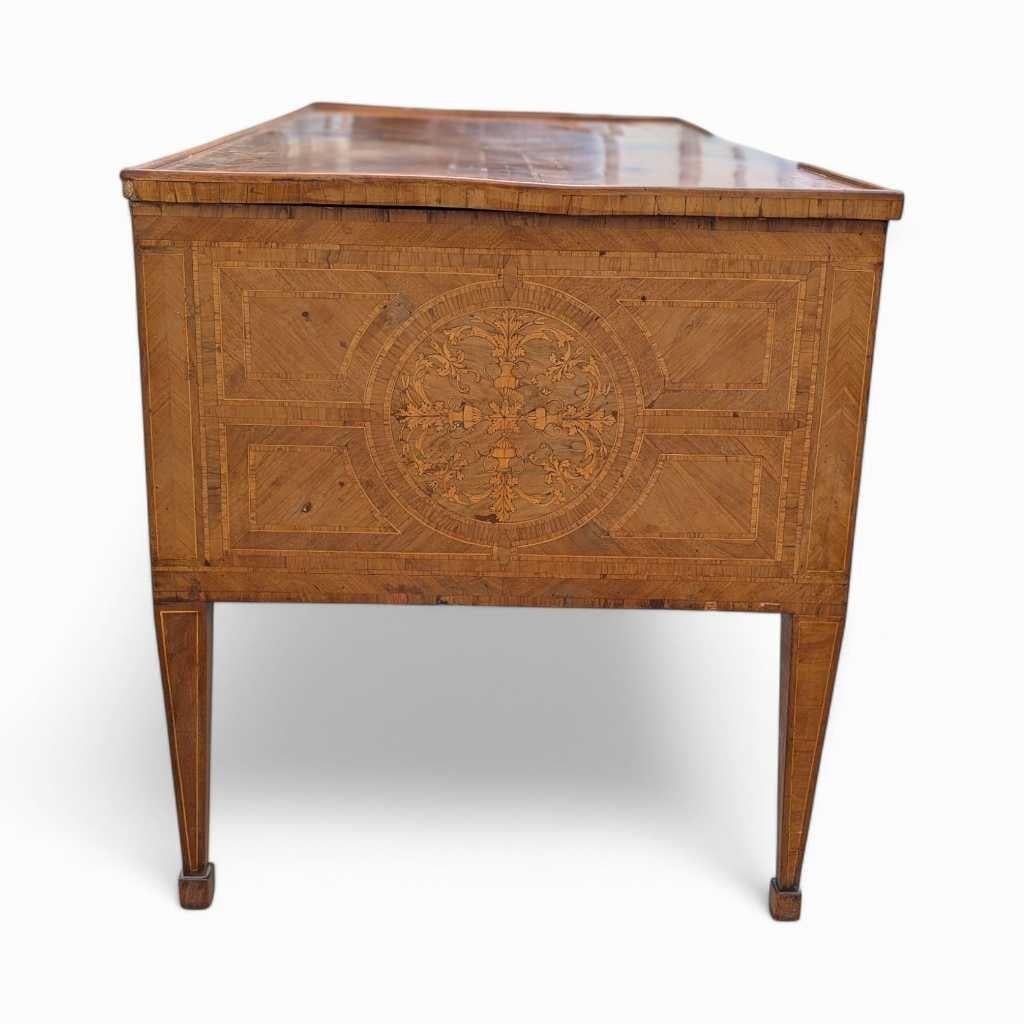 Bureau lombard Louis XVI, bois ancien, Italie, vers 1800 en vente 6