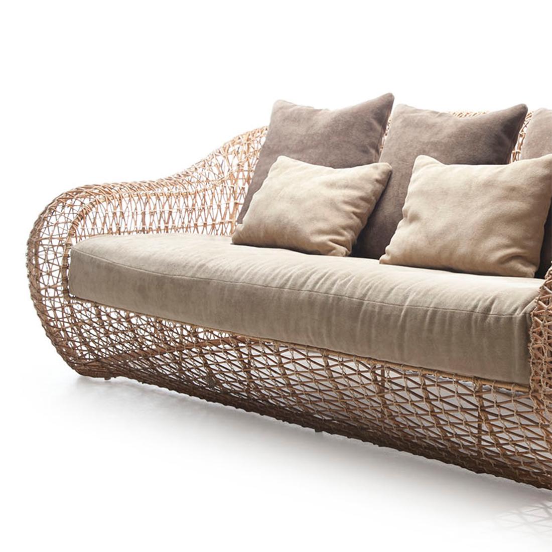 Sofa lombok Big Indoor or outdoor with
structure in steel and natural rattan. With
cushion seat and back included. Colors
finish in taup, brown, or ocher.
Measures: L227 x D105 x H75cm, seat height 42cm. 
Price: 9500,00€.
Lead time production if on