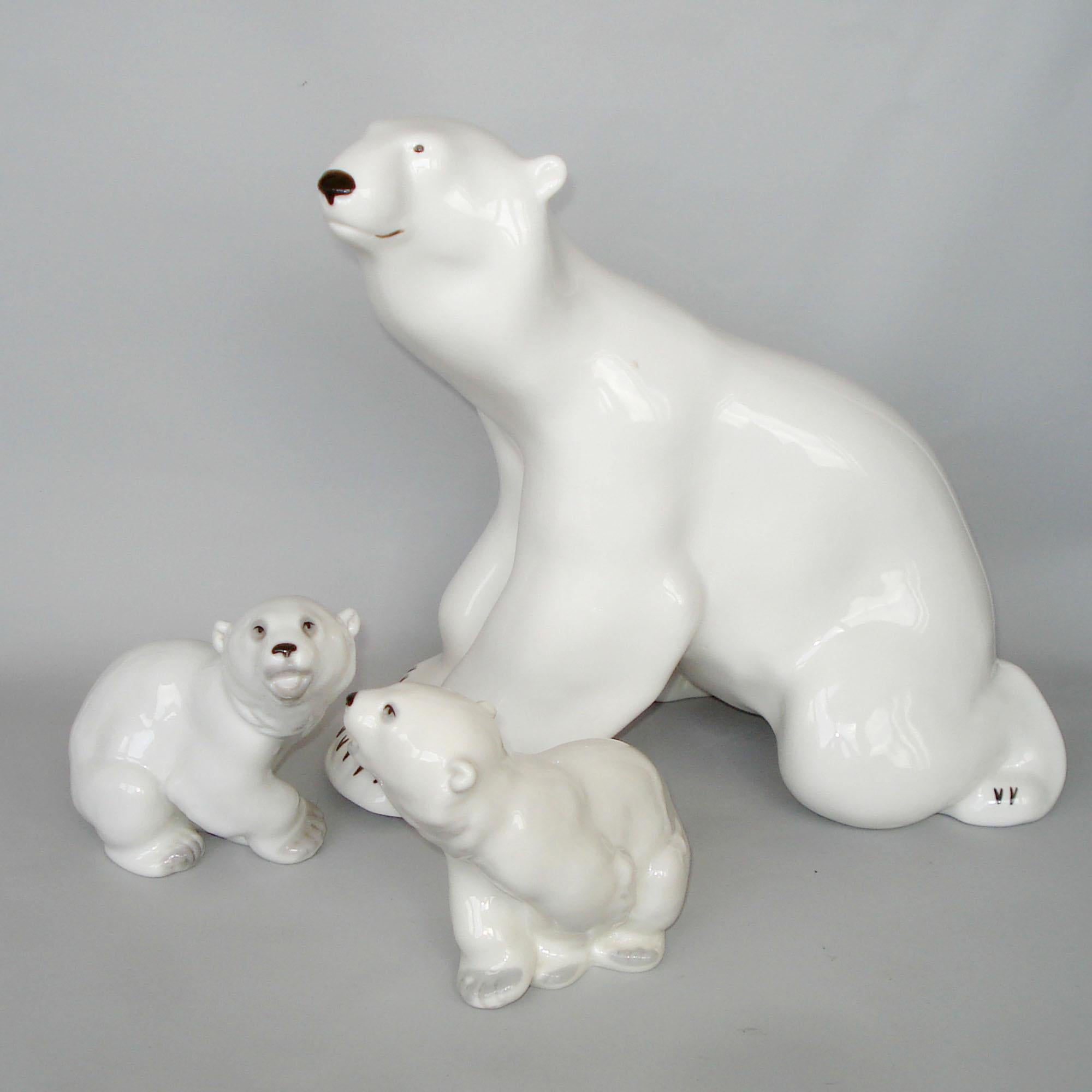 lomonosov porcelain polar bear