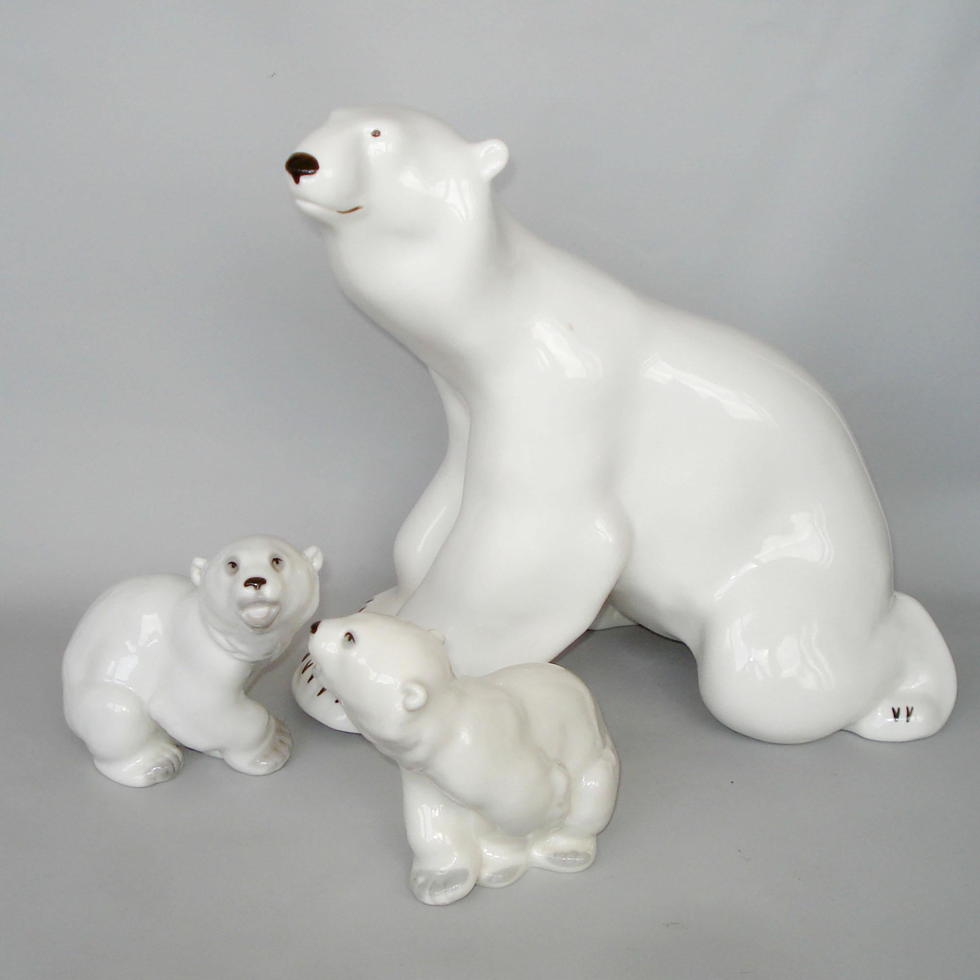 Hand-Painted Lomonosov, 1960s, Porcelain Polar Bear and Two Cubs For Sale