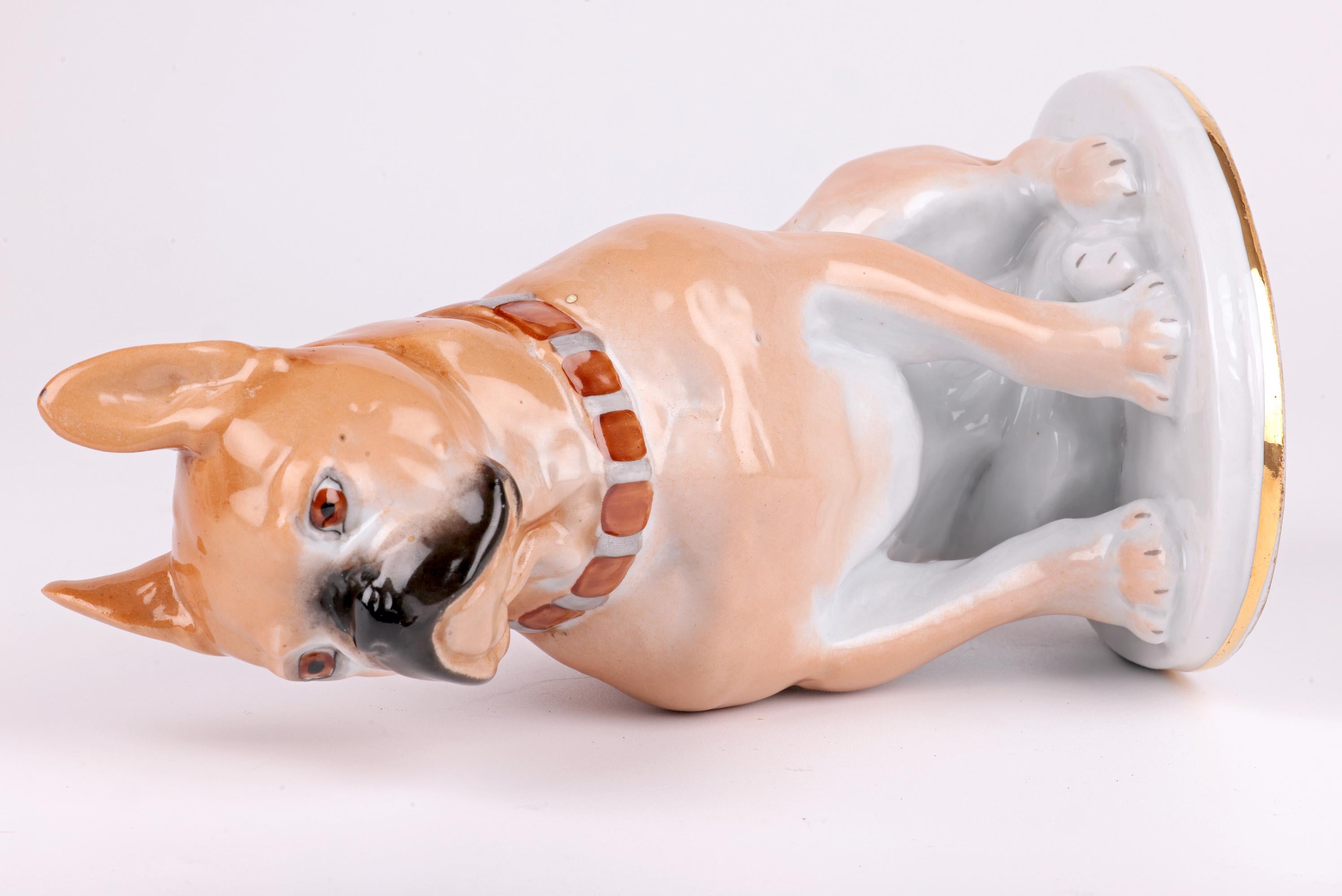 Lomonosov Porcelain du milieu du siècle, peint à la main, représentant un bouledogue Bon état - En vente à Bishop's Stortford, Hertfordshire