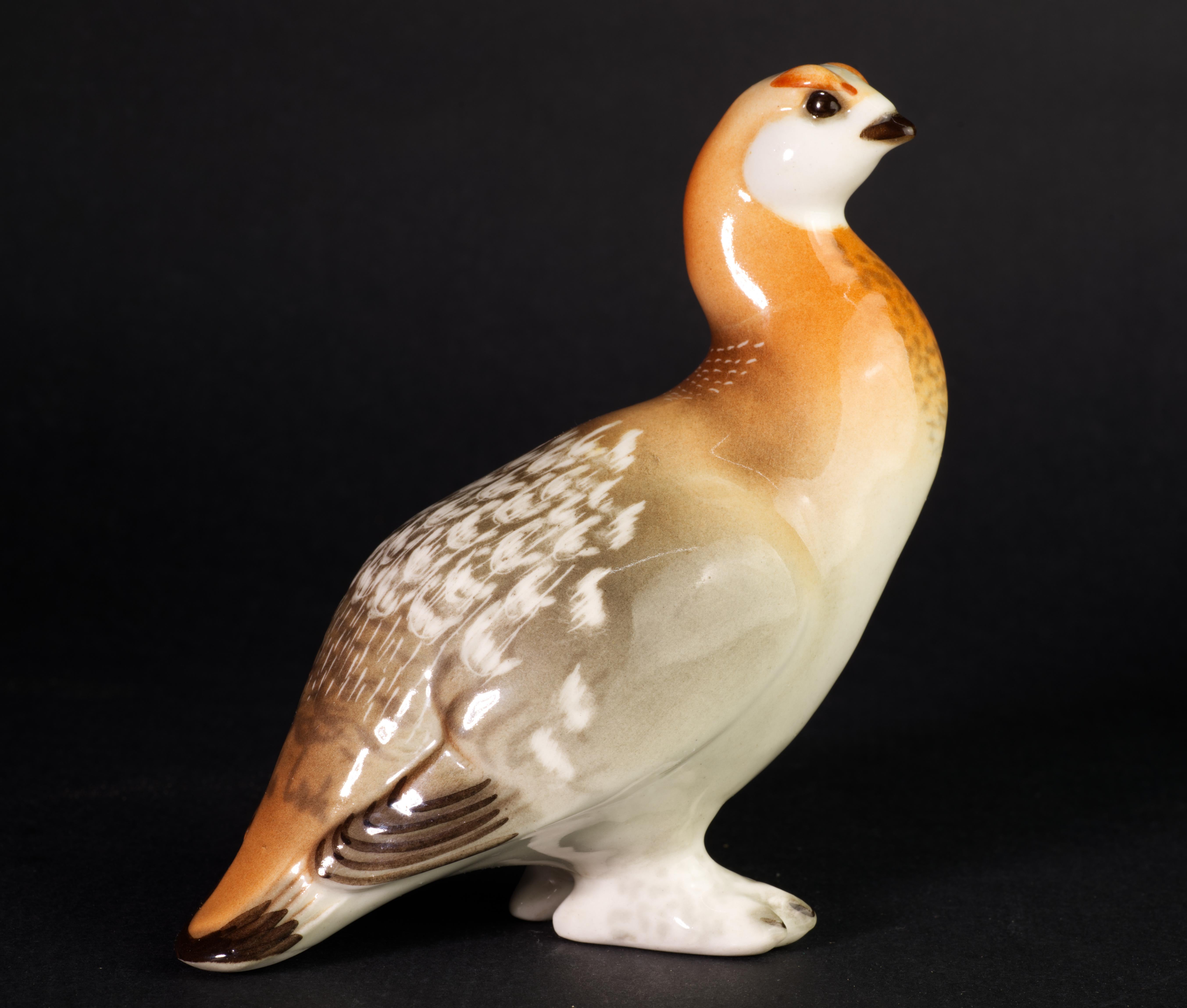 Lomonosov Porcelain Grouse Bird Figurine, Handpainted, 1986-1992 In Good Condition For Sale In Clifton Springs, NY