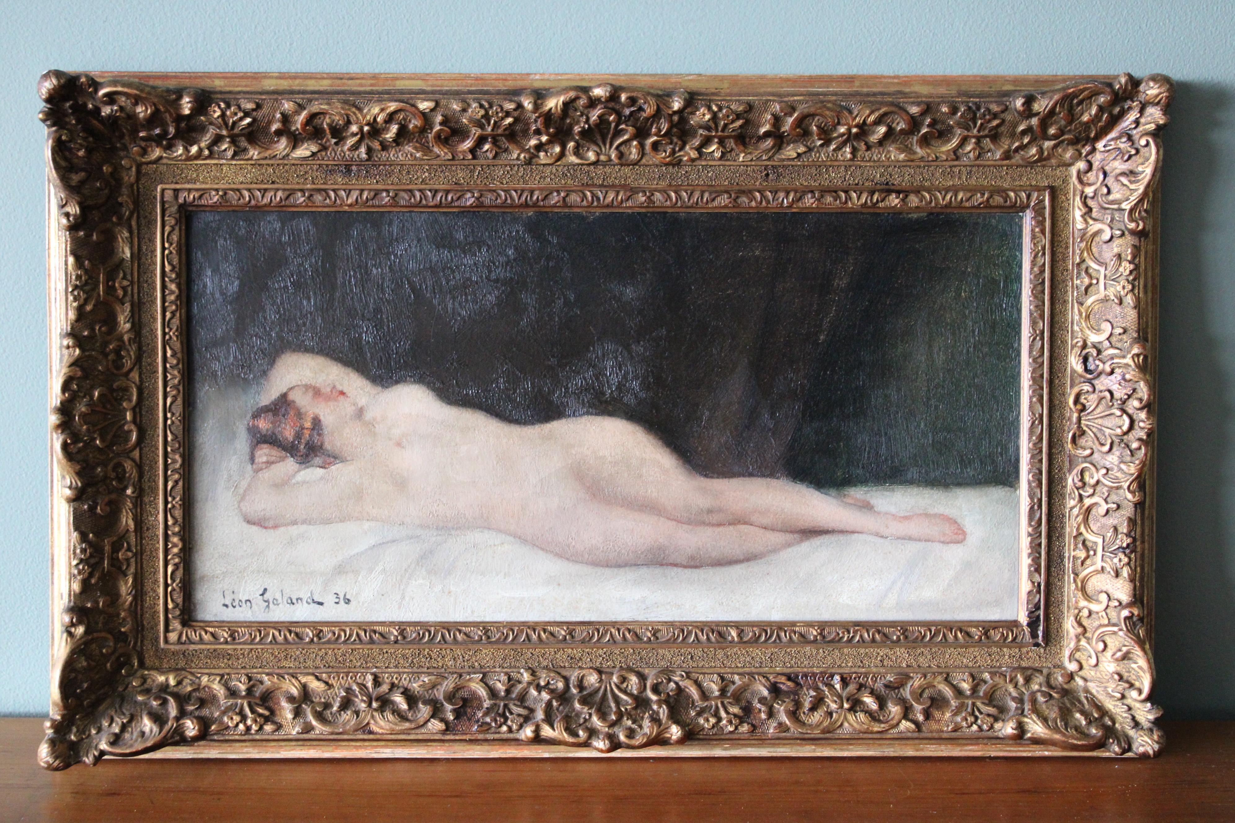 Vintage nude oil painting, reclining nude, French nude, figurative art - Painting by Léon Laurent Galand