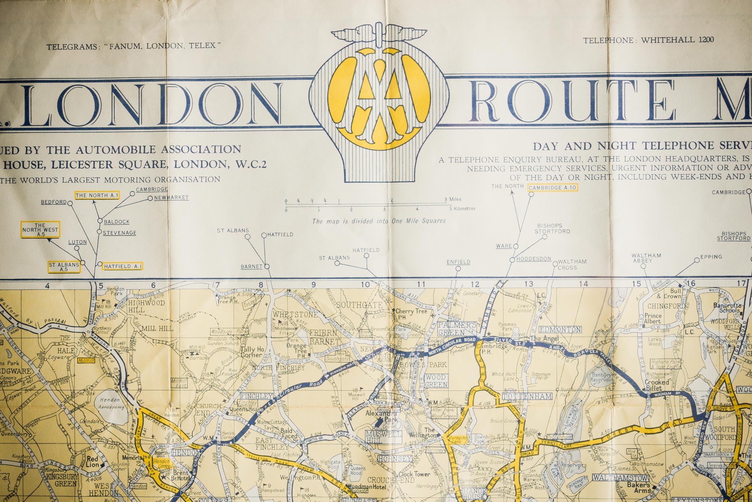 20ième siècle Carte de l'AAA de Londres en vente