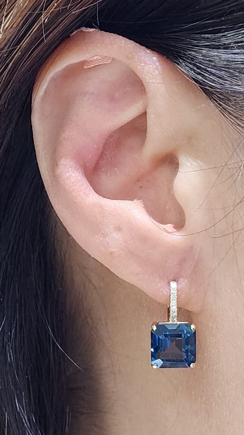 Londoner blau-blauer Topas-Tropfen-Ohrring aus 14K Gelbgold im Zustand „Neu“ in Hong Kong, HK