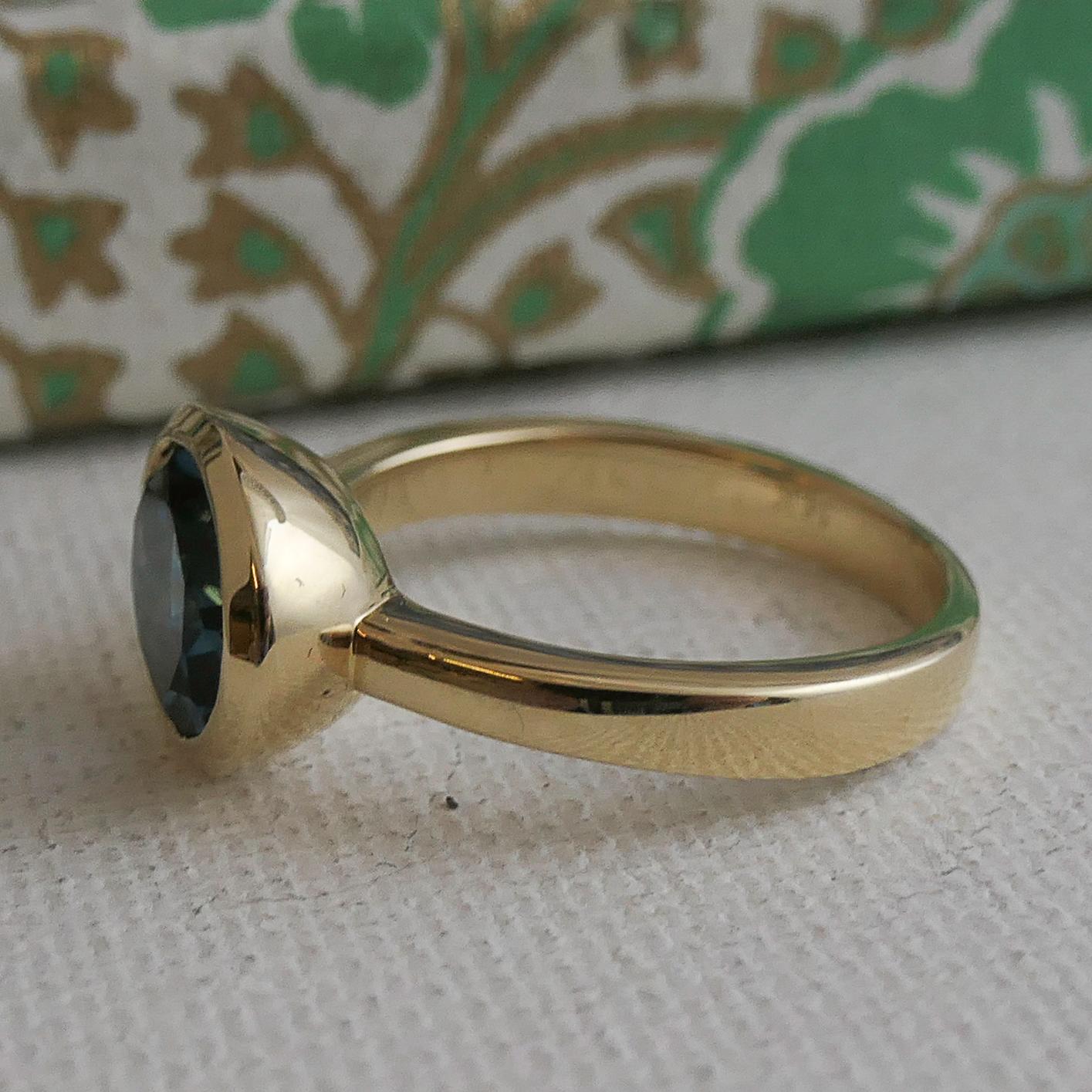 Women's London Blue Topaz 14kt Yellow Gold Ring - Size 7 For Sale