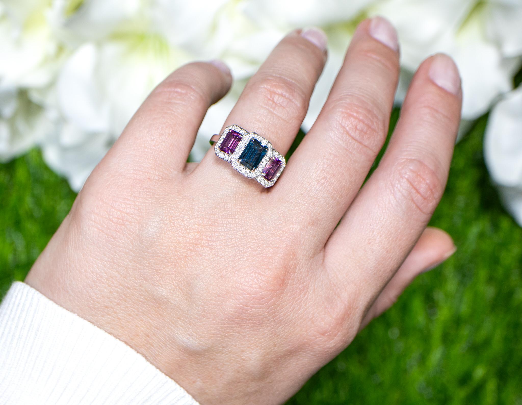 Octagon Cut London Blue Topaz and Amethyst Three Stone Ring Diamond Setting 2.97 Carats 18K For Sale