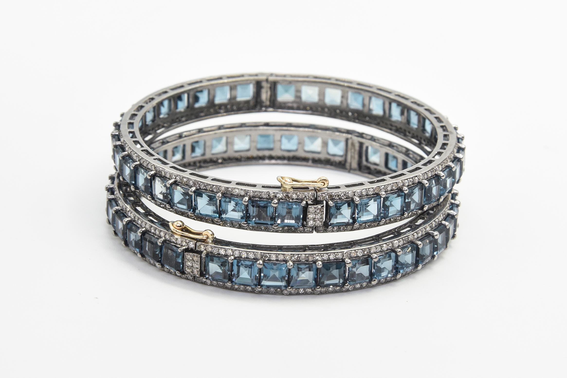 London Blue Topaz and Diamond Bangle Bracelets Pair In New Condition For Sale In Miami Beach, FL