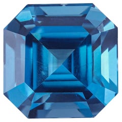Topaze bleue de Londres taille Asscher de 16,60 carats