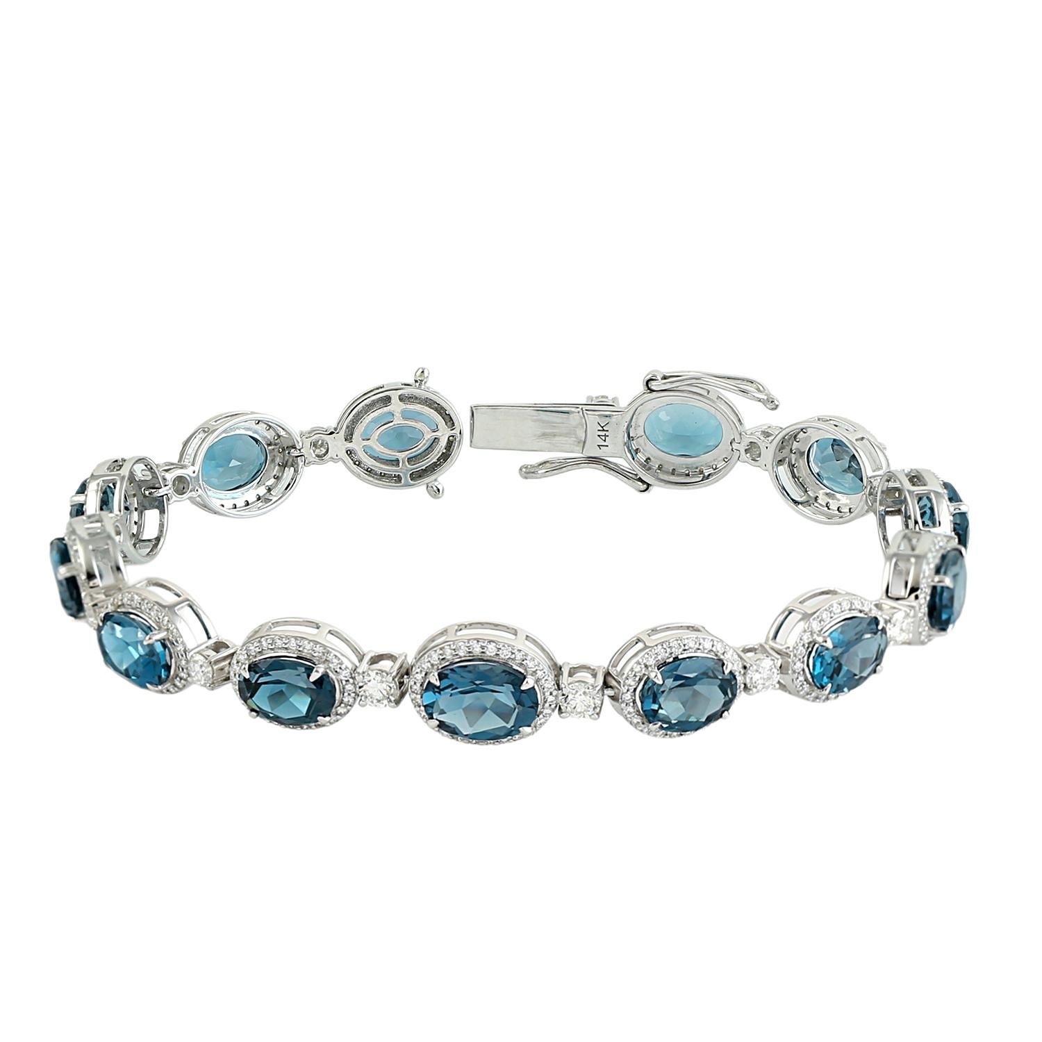 Pulsera de topacio azul de Londres con diamantes en oro blanco de 14k Artesano en venta