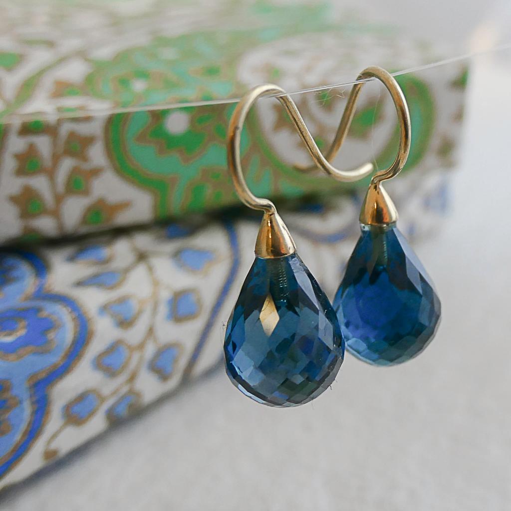 Artisan London Blue Topaz Briolette 14kt Yellow Gold Earrings For Sale