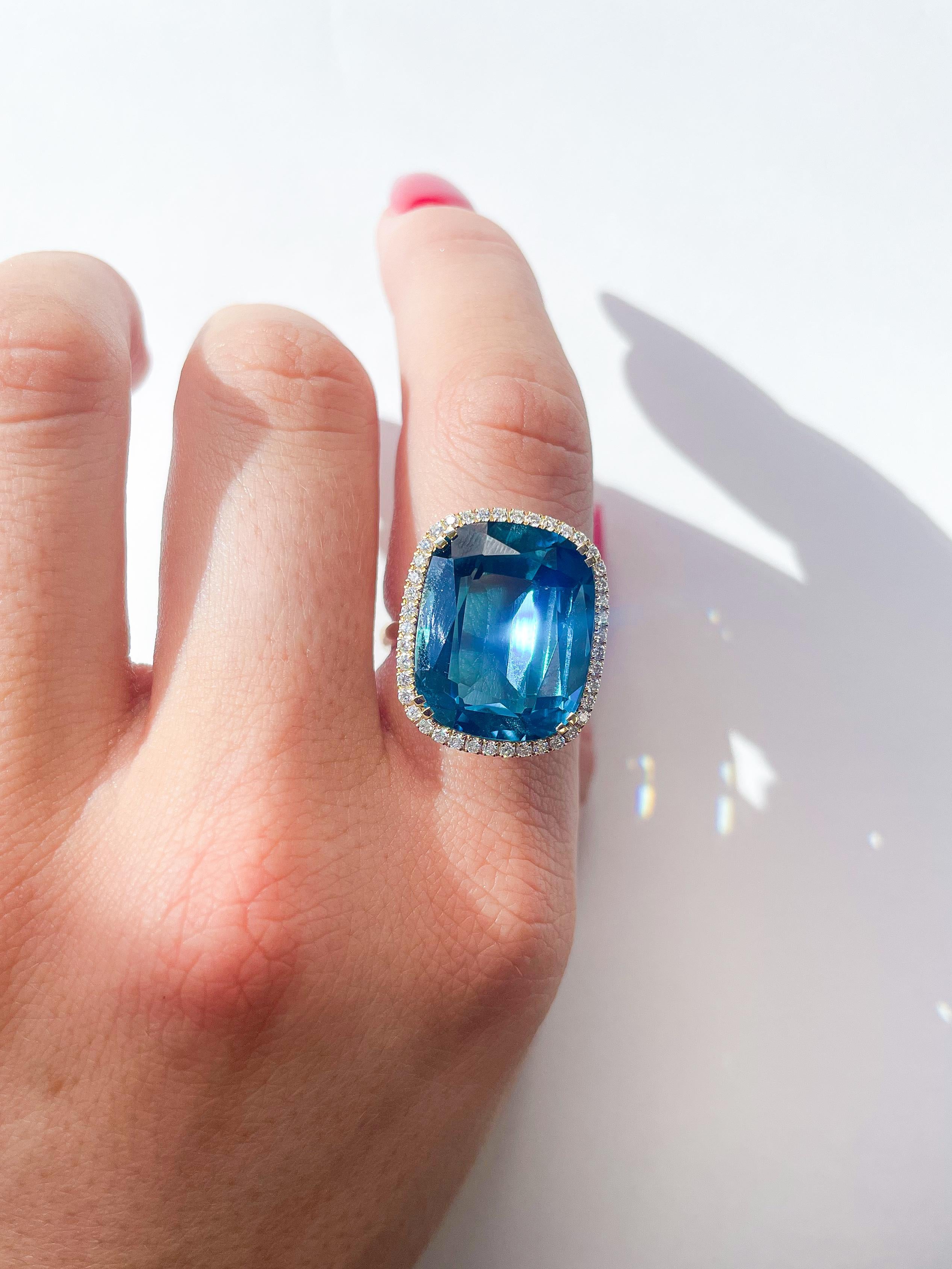 For Sale:  London Blue Topaz Cushion Cut Ring with Tube Shank & Diamond in 18K Yellow Gold 3