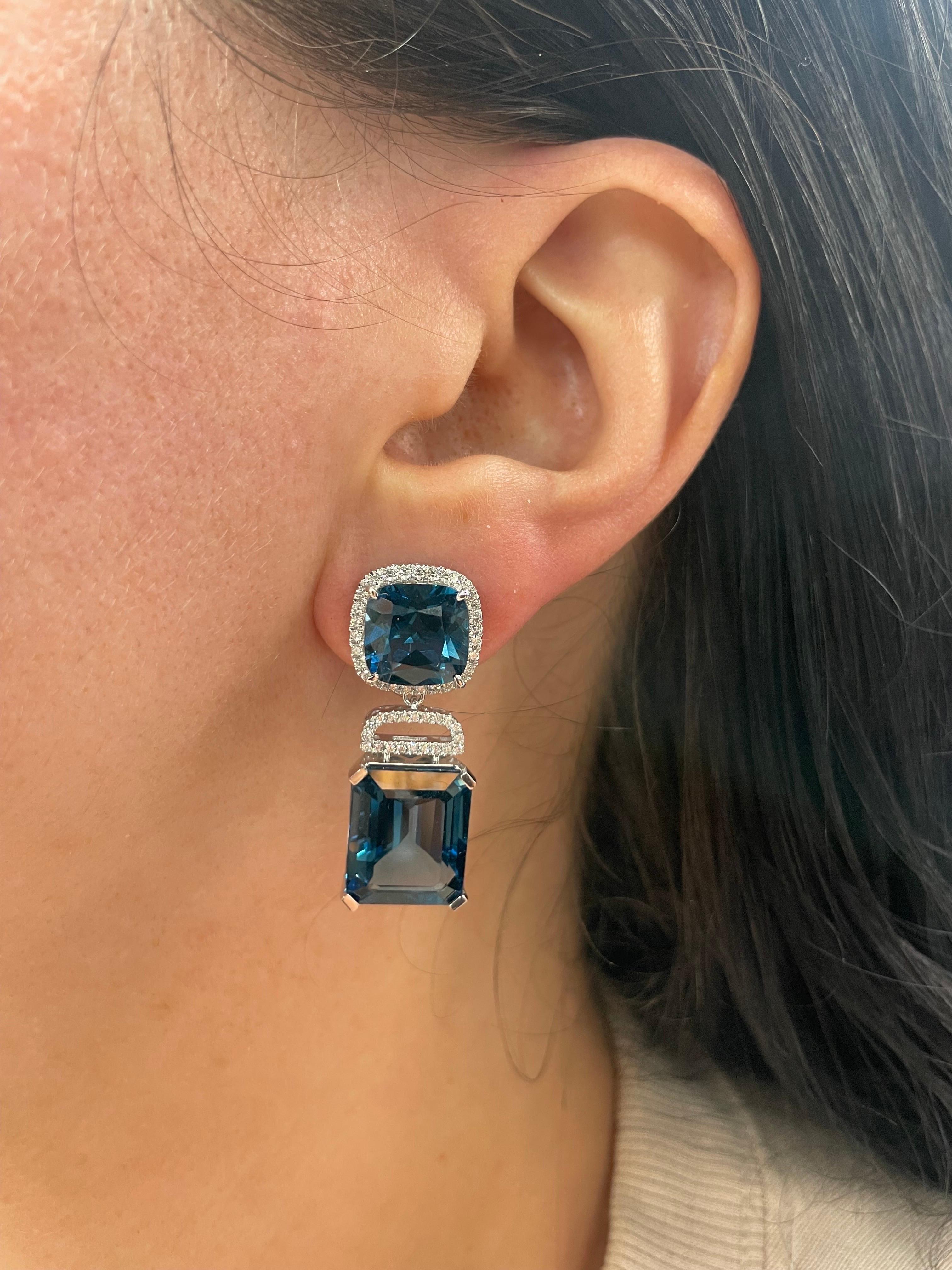 London Blauer Topas Diamant-Halo-Tropfen-Ohrringe 35,72 CTTW 14 Karat Weißgold im Angebot 4