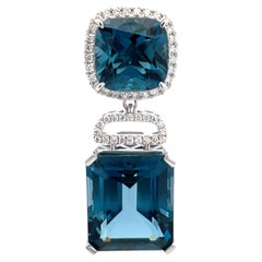 Orecchini a goccia con diamante e Topazio Blu di Londra 35,72 CTTW in oro bianco 14 carati