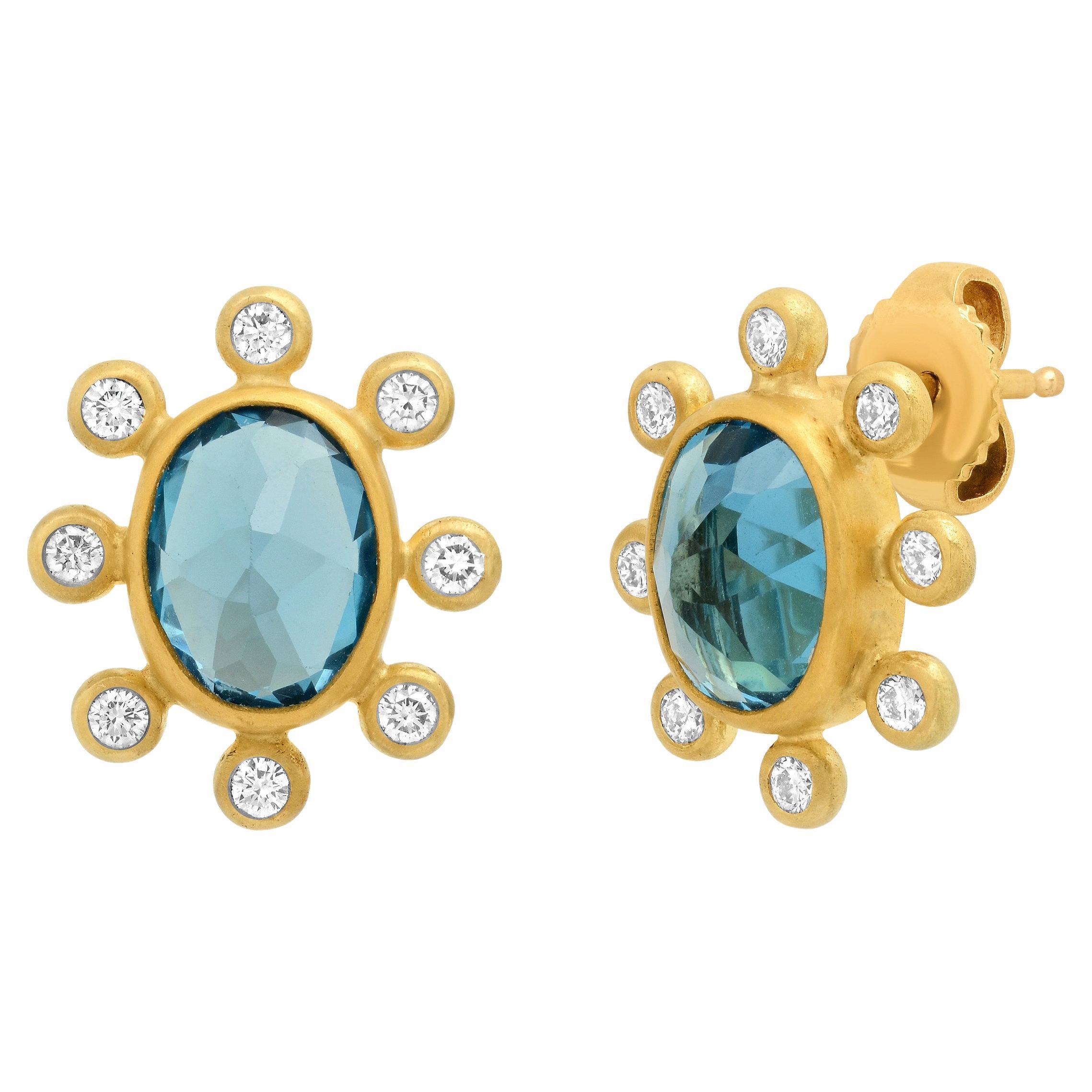 Oculus Fleur Clip On Earring in Topaz main image 1