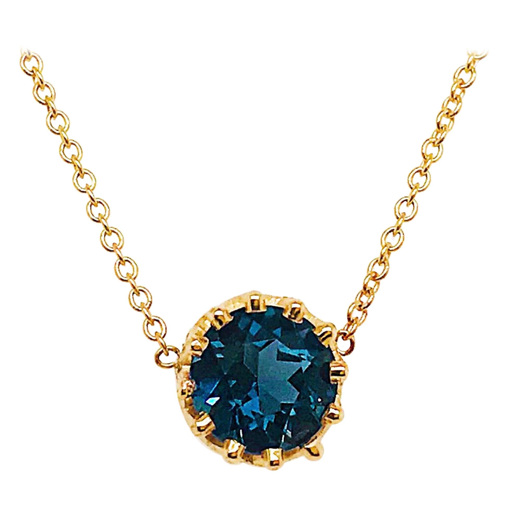 London Blue Topaz Gemstone Crown Pendant Necklace 14 Karat Gold 1.10 Carats  R