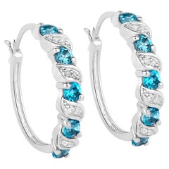 Orecchini a cerchio di Topazio Blu di Londra 1,4 carati placcati in rodio A. Silver