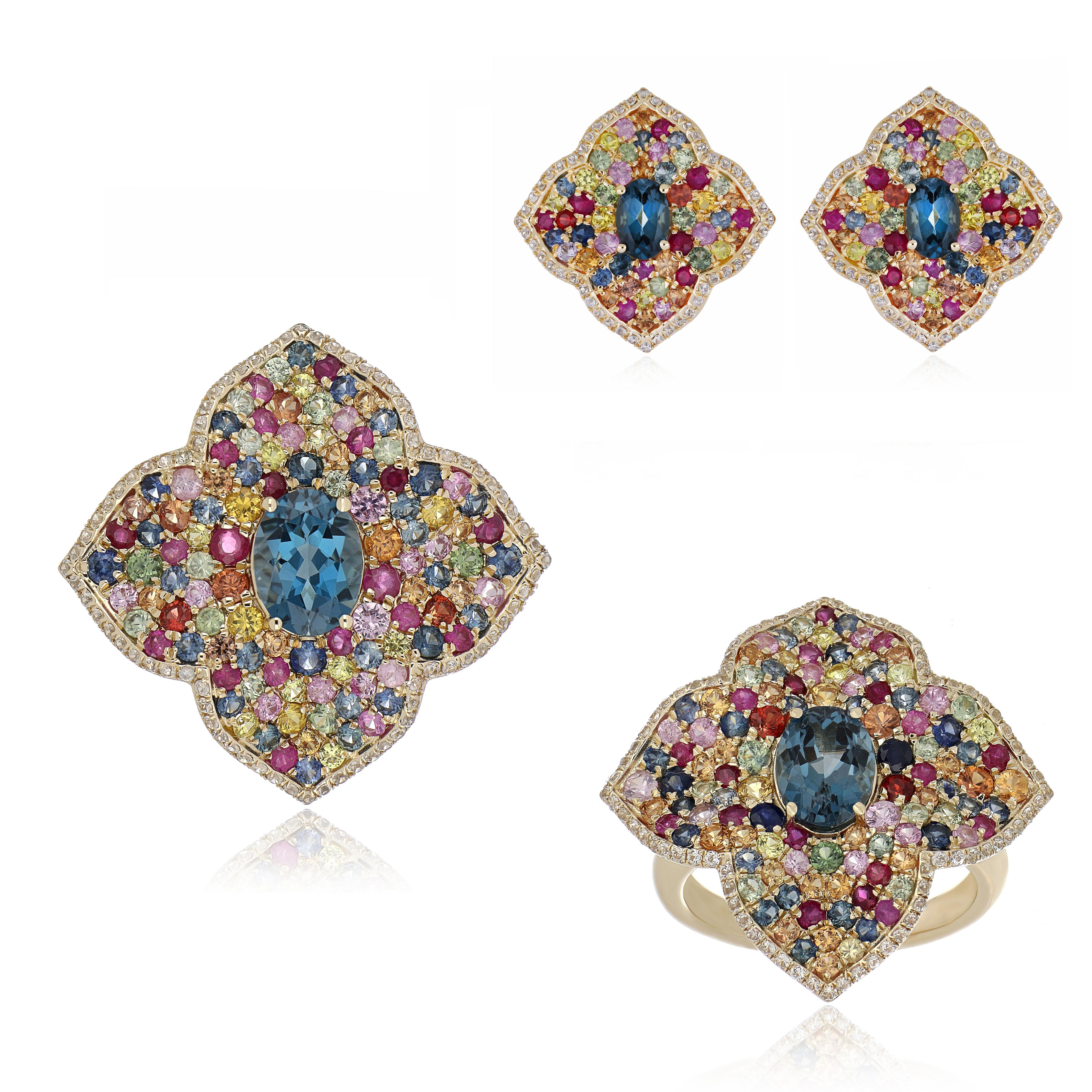 Anello con perno, ciondolo e orecchini in oro 10 carati, Topazio blu di Londra e Zaffiri multipli In condizioni Nuovo in vendita a JAIPUR, IN