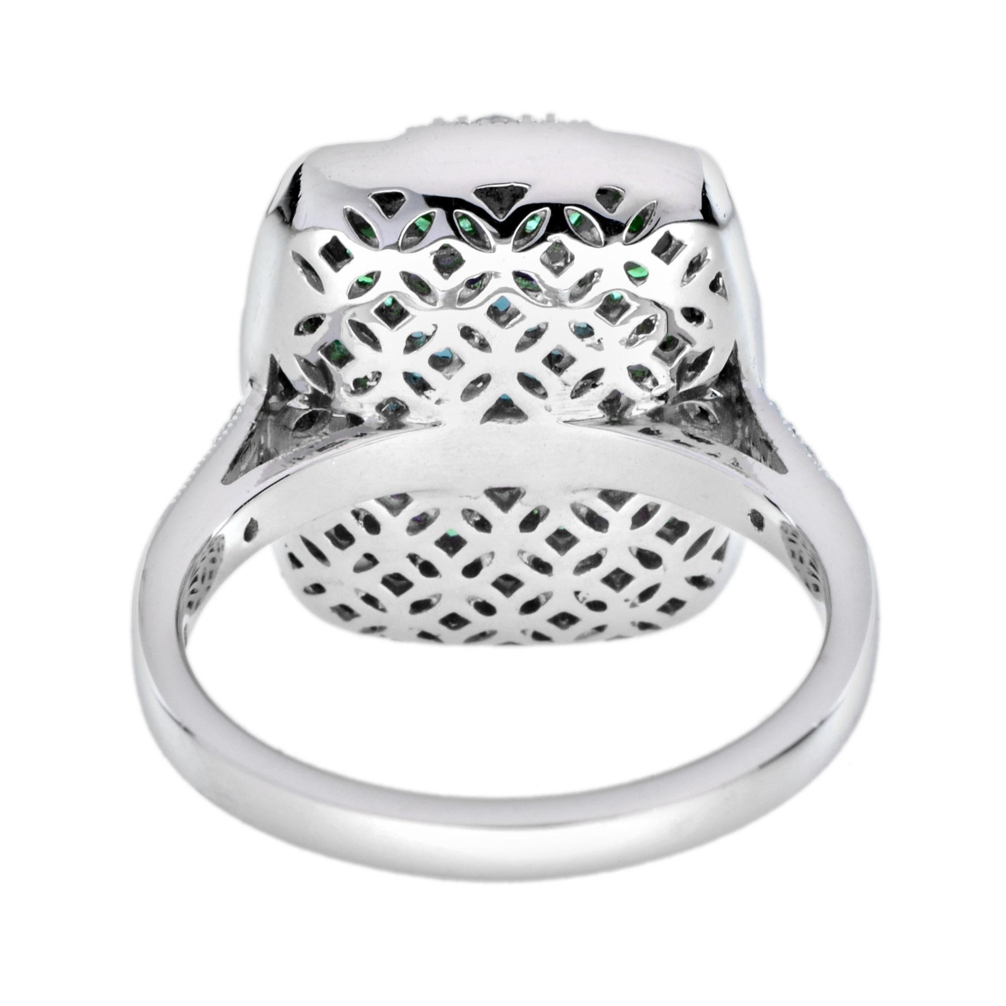 Ottagono Anello in stile Art Deco con Topazio Blu di Londra, Onice, Diamante e Smeraldo in oro bianco 18 carati in vendita