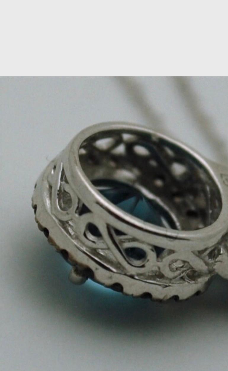 Women's or Men's London Blue topaz pendant necklace 14KT gold 18