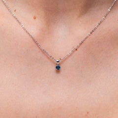 Halskette mit Solitär-Anhänger aus London-Blauem Topas in Sterlingsilber