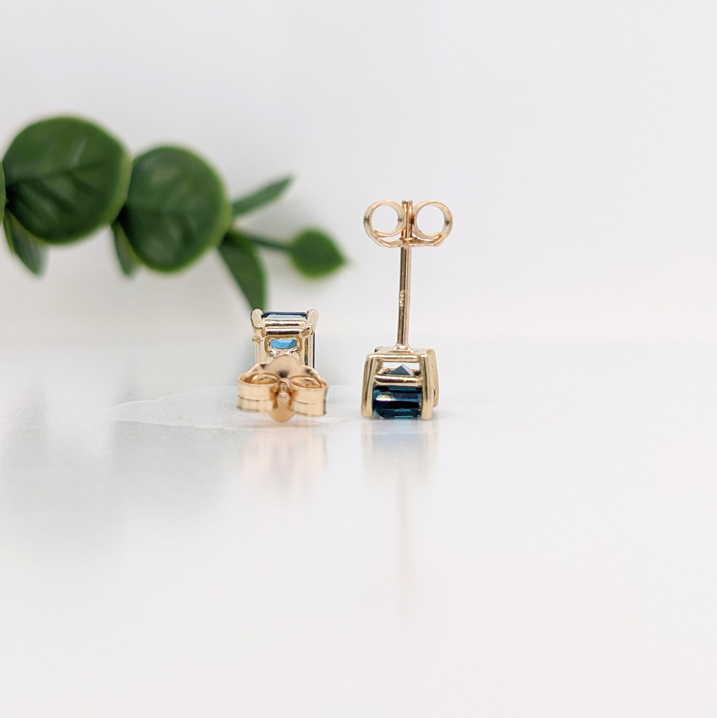Clous d'oreilles solitaires London en or massif 14 carats, taille émeraude 6 x 4 mm Pour femmes en vente