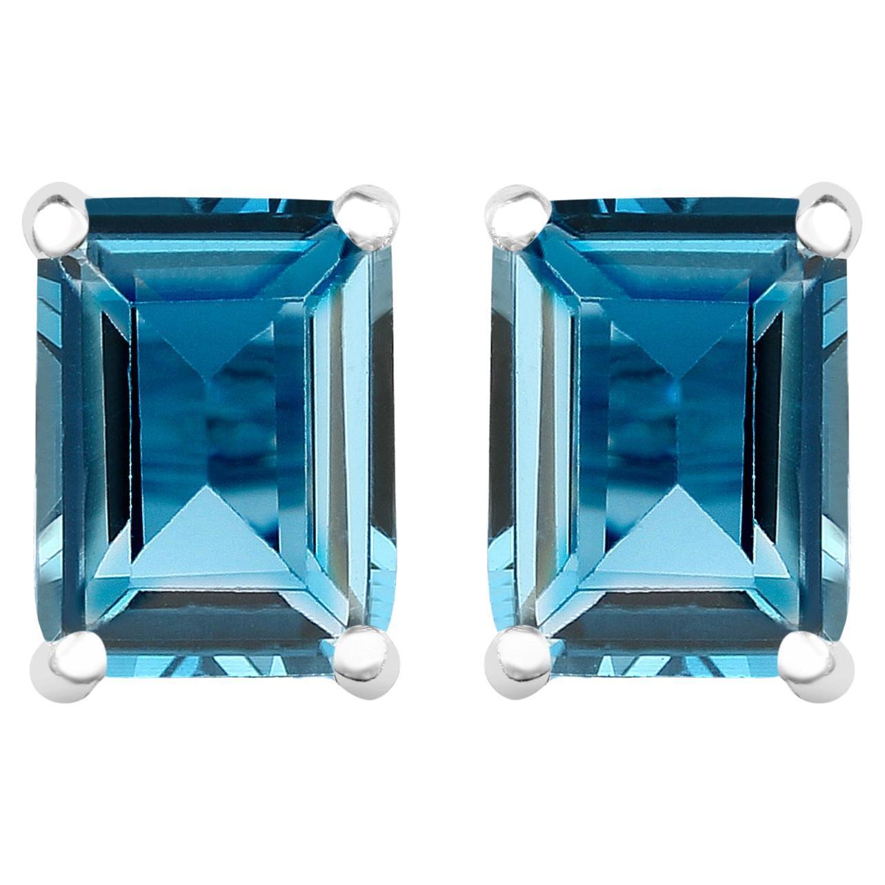 Clous d
oreilles London Blue Topaz 3.88 carats