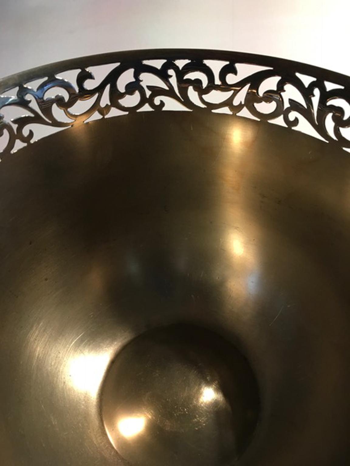 London Early 20th Century Sterling Silver Bowl by Goldsmiths & Silversmiths For Sale 11