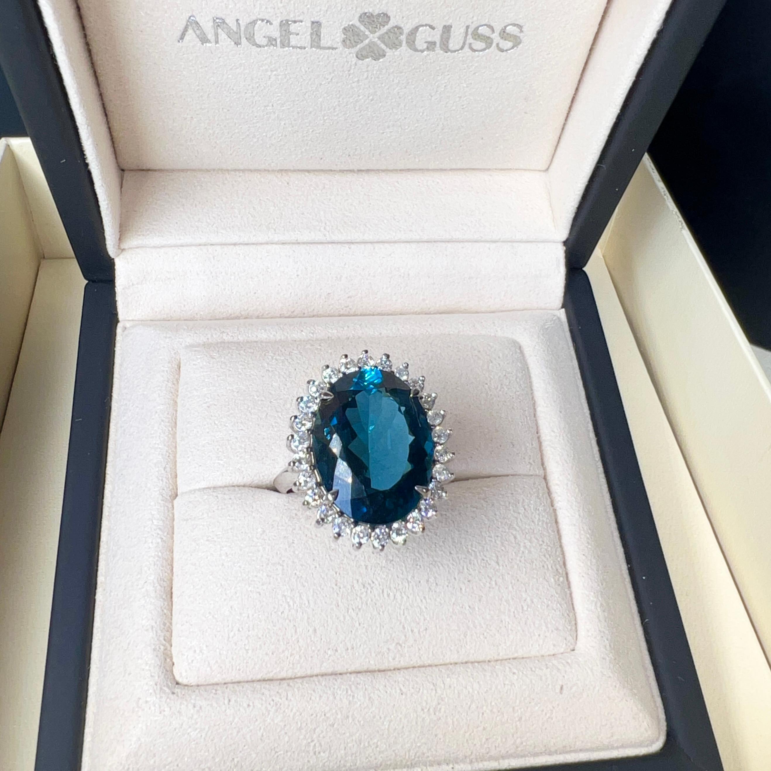 London Lady D Ring 18K Solid Gold-Diamond London Topaz -Substantial Gold Content For Sale 1