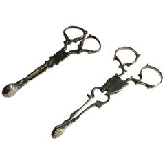 London Mid-18th Century Pair of Regency Silver Sugar Nips
