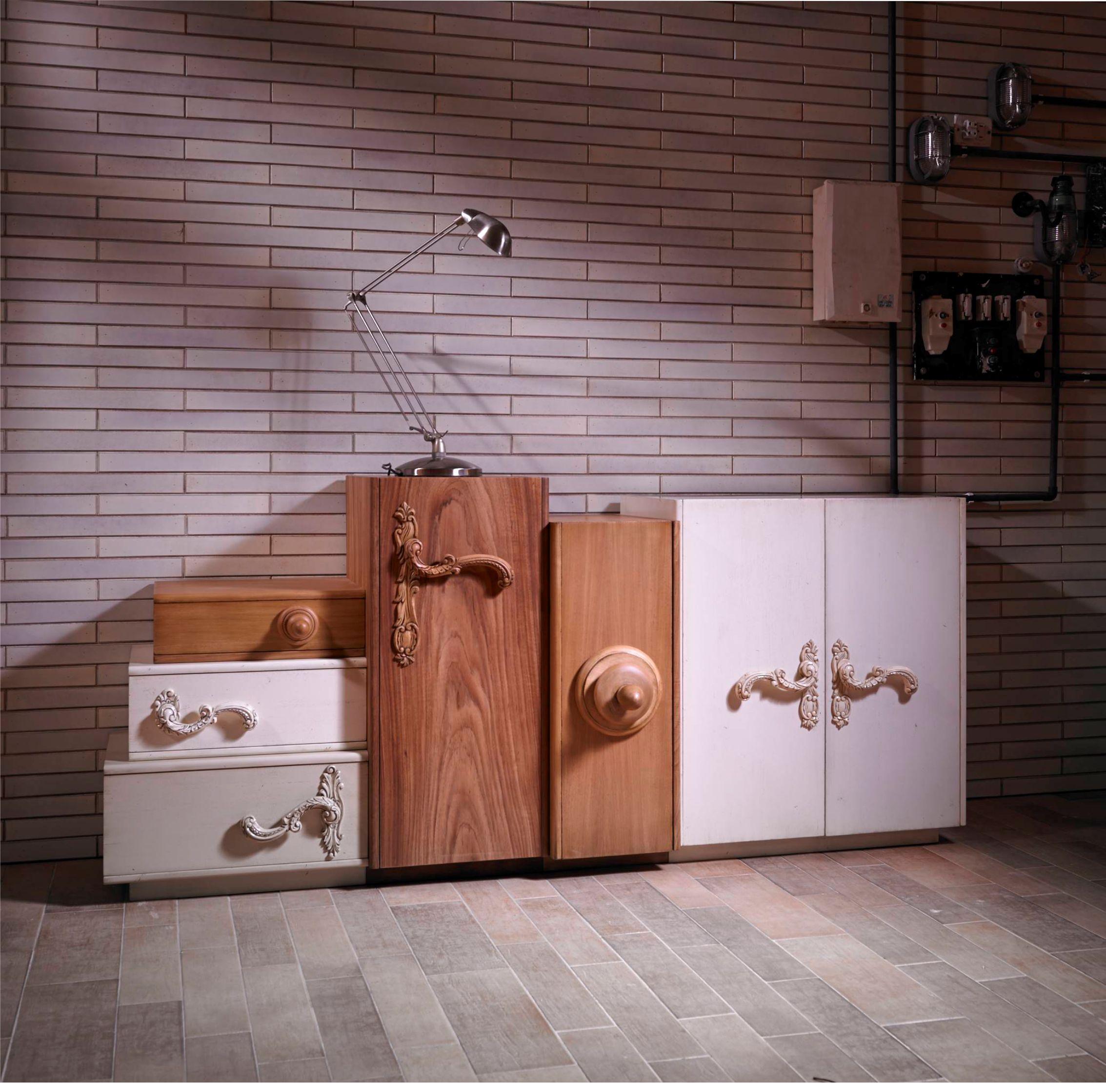 Aparador London, cuatro puertas y tres cajones, by Lola Glamour Posmoderno en venta