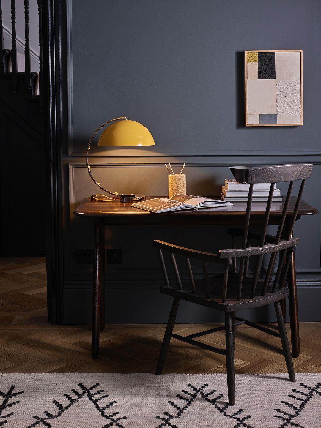 Lámpara de mesa London amarilla de Original BTC Británico en venta