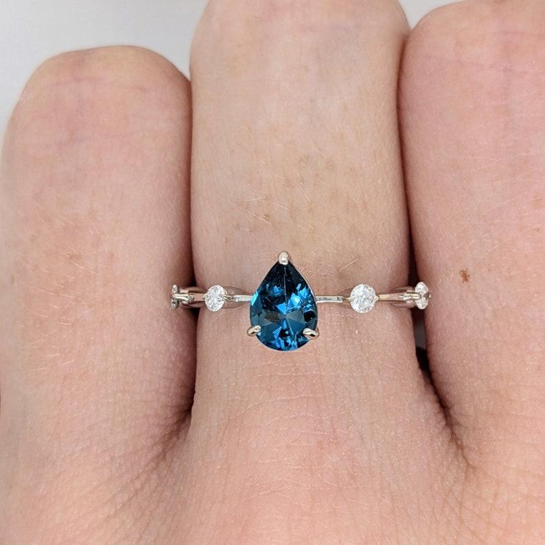 London Topaz Ring w Diamond Accents in 14k Solid White Gold Pear Shape 6x4mm In New Condition For Sale In Columbus, OH