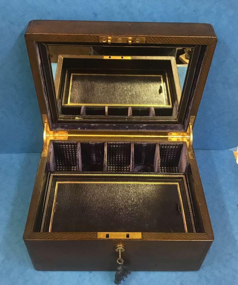 London Victorian 1863 Leather Vanity Box 1
