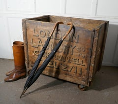 London Wooden Hotel Laundry Trolley Cart