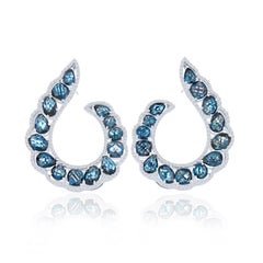 Londonn Boucles d'oreilles cloutées en or blanc 14 carats avec topaze bleue et diamant 