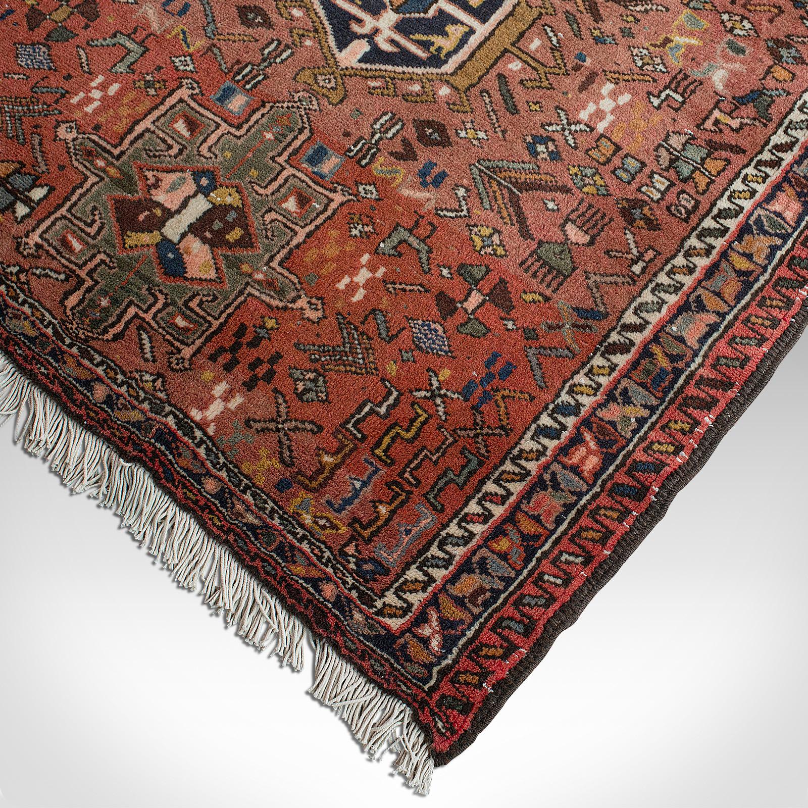 20ième siècle Long tapis de couloir vintage persan Karajar, hall d'entrée, tapis, vers 1930