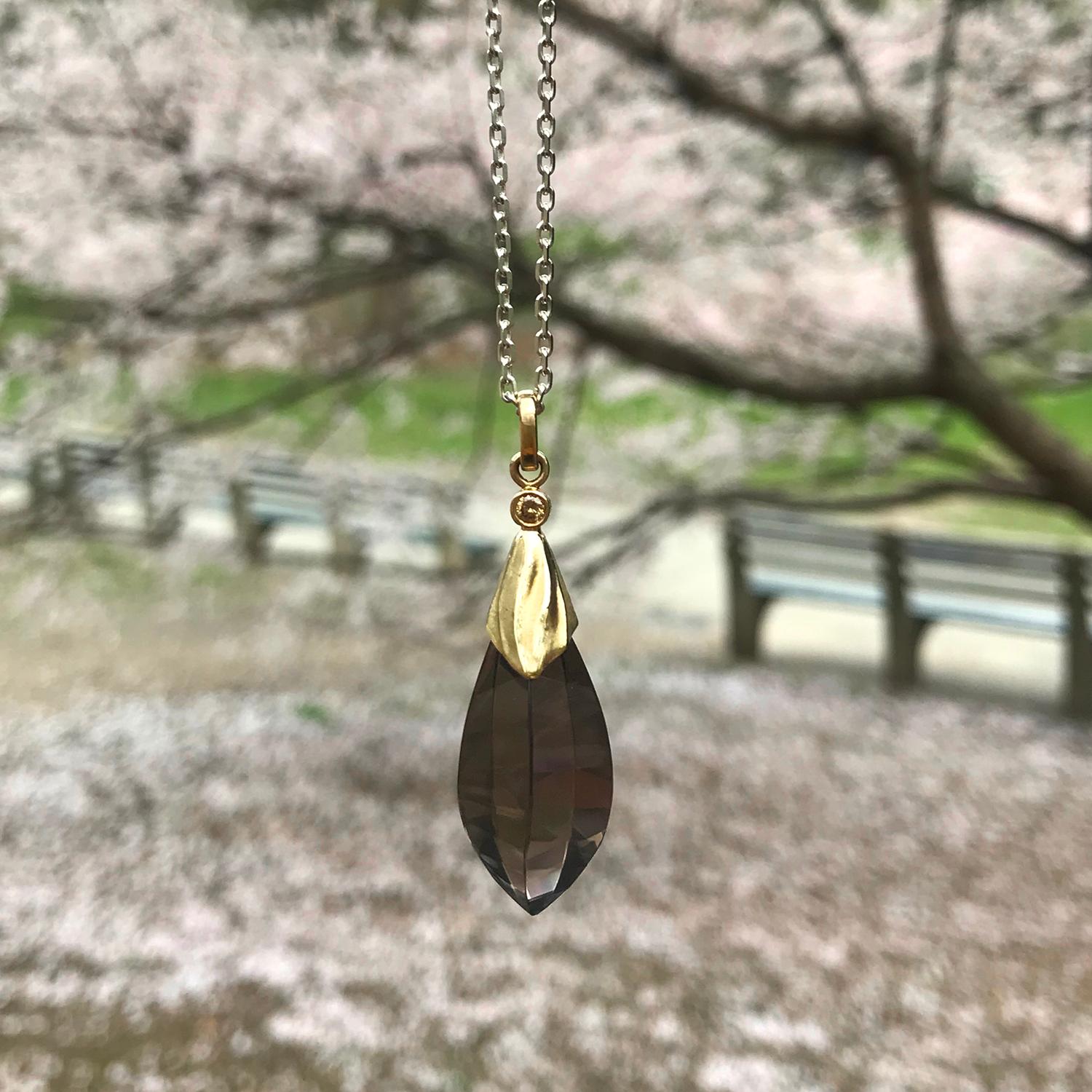 Long 14 Karat Yellow Gold Faceted Smokey Quartz Pendant with Brown Diamond In New Condition For Sale In New York, NY