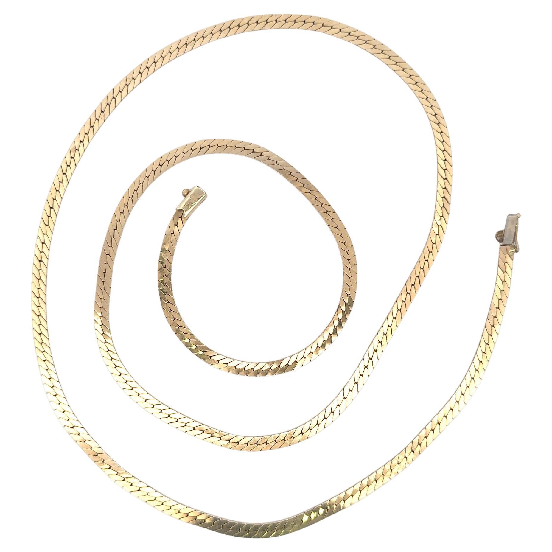 Long 14 Karat Yellow Gold Herringbone Necklace 42.5 Grams 30 Inches 3.3 MM In Excellent Condition For Sale In New York, NY