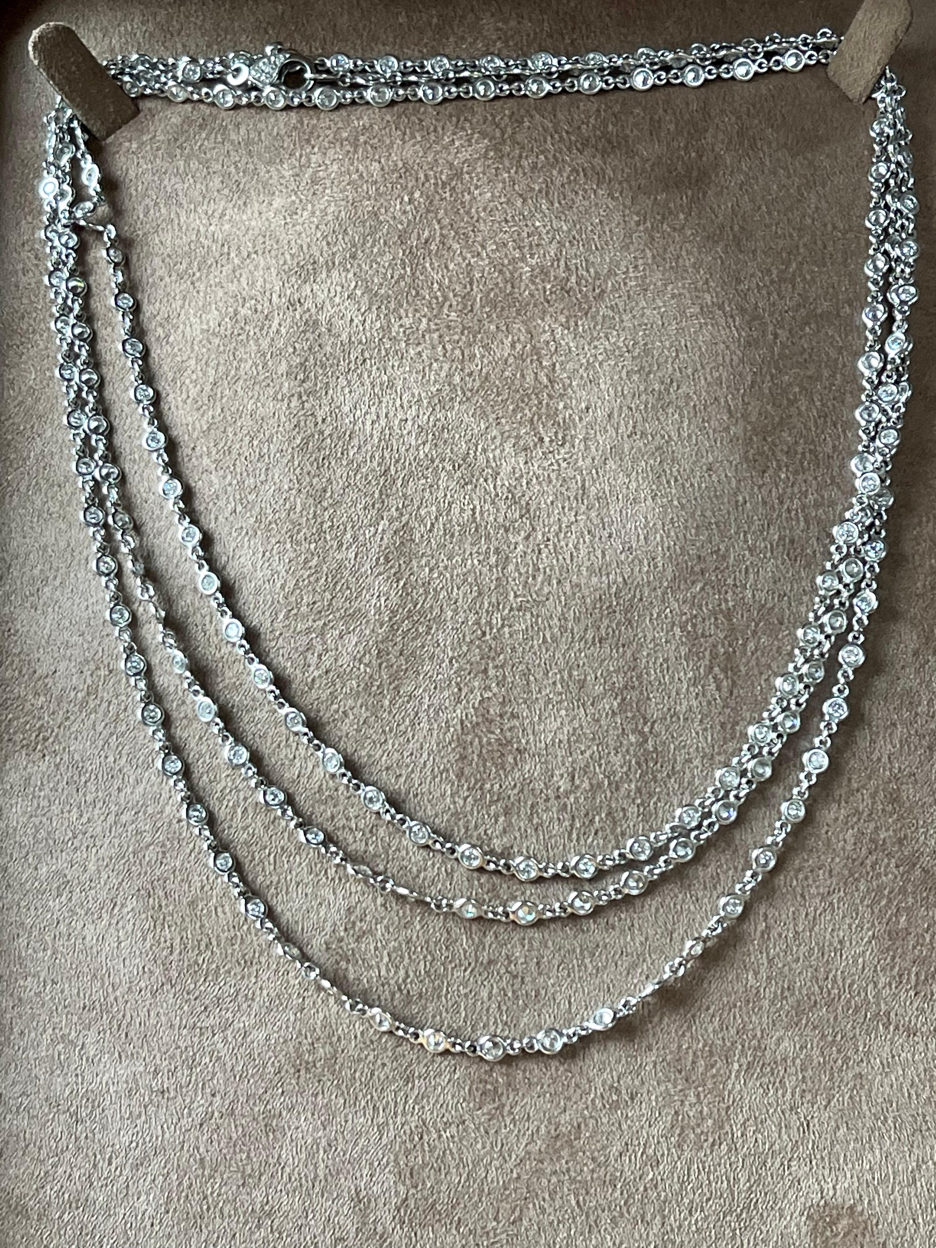 Long 18 K White Gold Diamonds by the Yard Necklace In Good Condition For Sale In Zurich, Zollstrasse