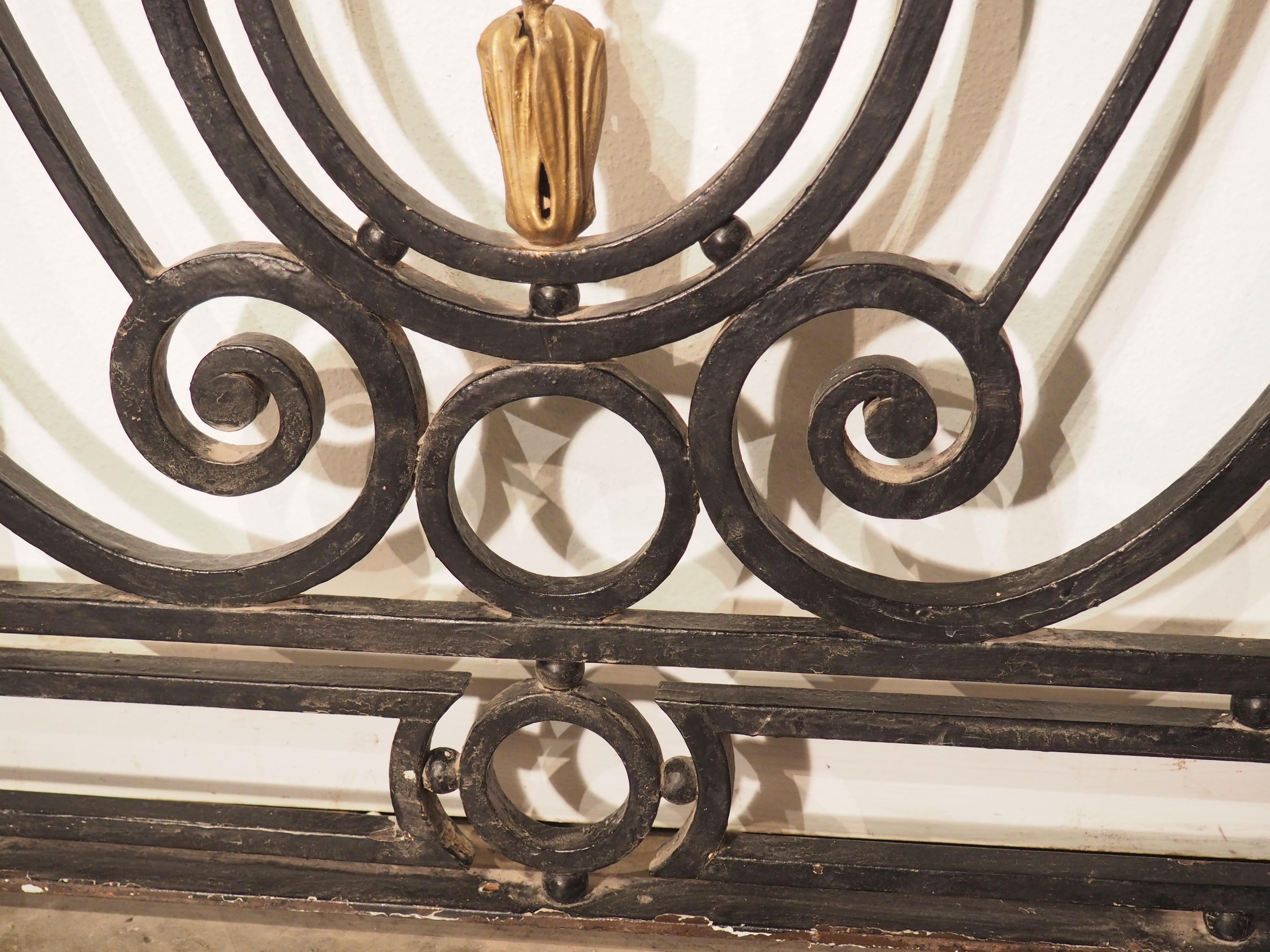 Long 19th Century Wrought Iron Parisian Balcony Grill with Gilt Bronze Highlight In Good Condition In Dallas, TX