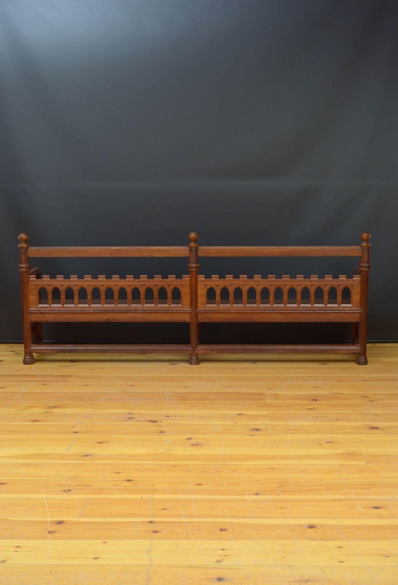 Long and Stylish Victorian Gothic Revival Hall Bench in Oak / Church Pew For Sale 11